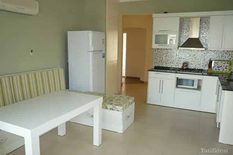 Golden Life Blue Green Residence